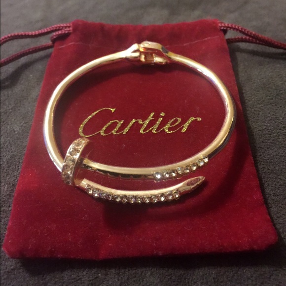 Nail bracelet rose gold. New