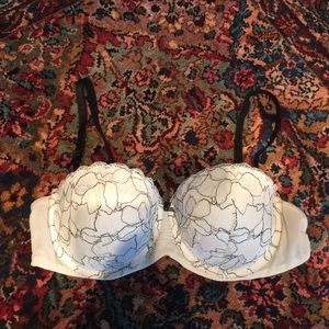 Victoria's Secret 38C padded underwire bra