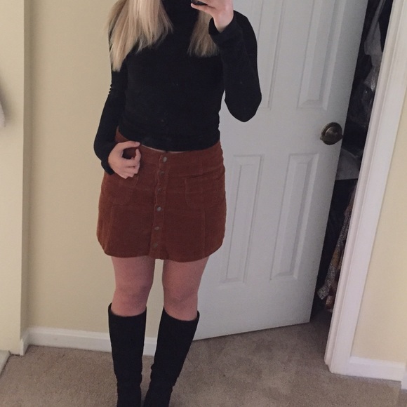 Brandy Melville corduroy skirt