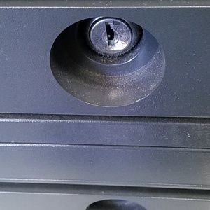 Meet your Posher, Cooly