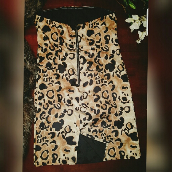 The Limited Leopard Strapless Dress - Picture 2 of 4
