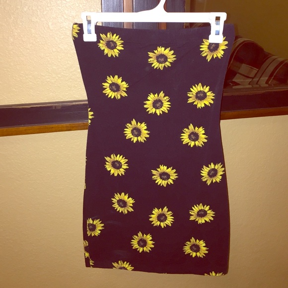 Strapless sunflower print dress