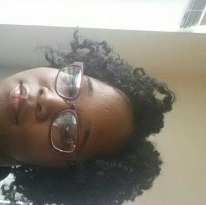 Meet your Posher, Maia