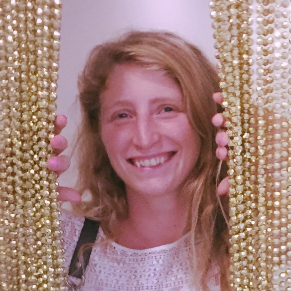 Meet your Posher, Lauren