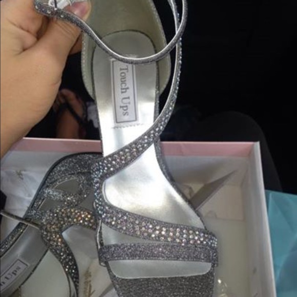Homecoming shoes - Picture 2 of 2