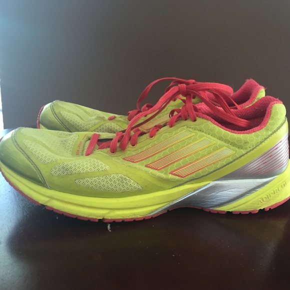 Adidas Womens Size 9 Running shores in red/yellow