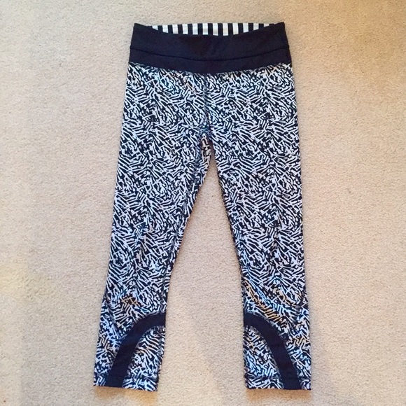 Lululemon Run Inspire Crop II