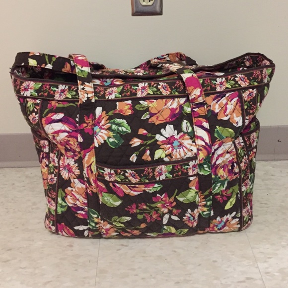 Vera tote
