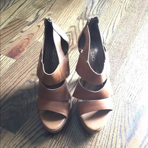 Tan platform sandals w/ wood heels • Aldo