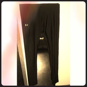 Under armor leggings.