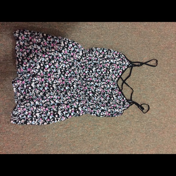 ❌SOLD❌Floral romper - Picture 1 of 1