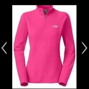North Face Women's Pull Over 1/4 Zip