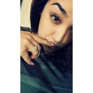 Meet your Posher, Angelina