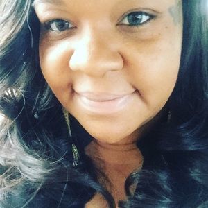 Meet your Posher, Morena
