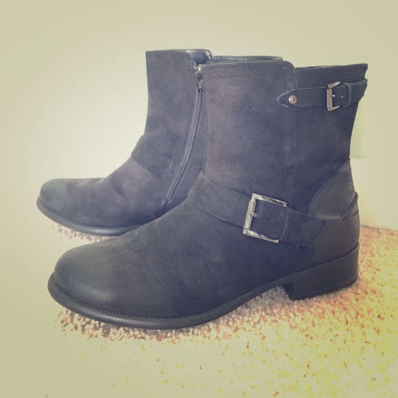 😎Clarks Leather Moto Boots😎