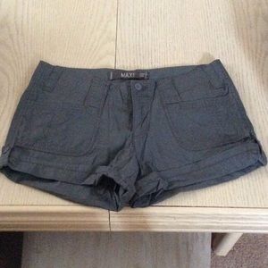 Max rave cotton/cargo gray shorts. New