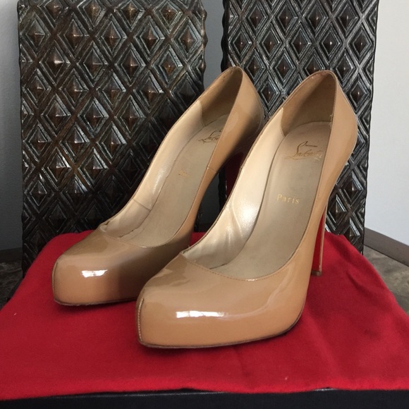 Christian Louboutin Rolando 40.5 nude