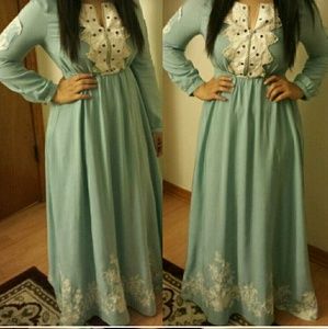 Long sleeve maxi dress