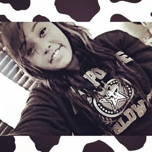 Meet your Posher, Jasmine