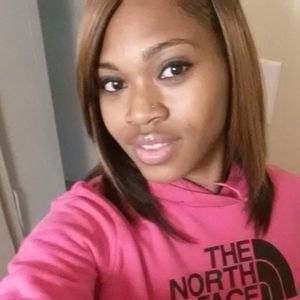 Meet your Posher, Ciara