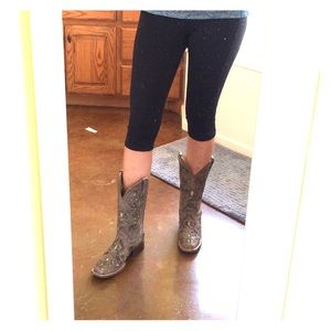 Corral cowgirl boots lightly used