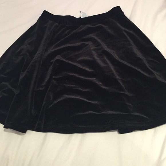 Beautiful Black Velvet Skirt NWOT