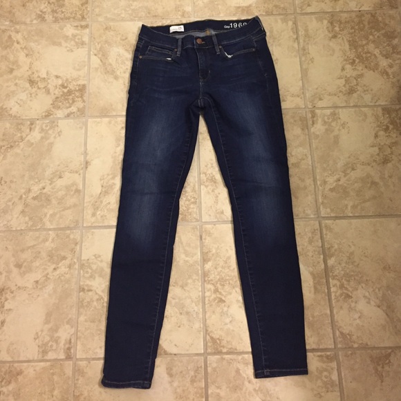Barely Worn GAP Legging Jeans