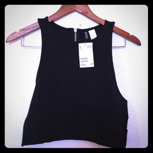 Black Open back crop top from H&M ❤️