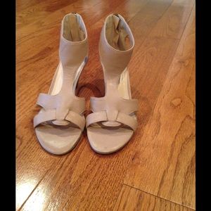 2 pairs of shoes, two booties, wristlet @yanci