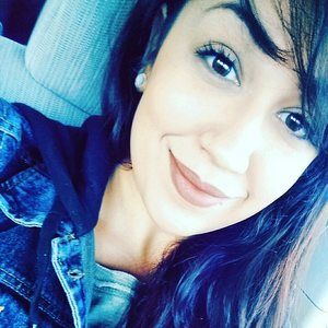 Meet your Posher, Felicia