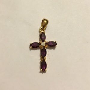Cross pendant