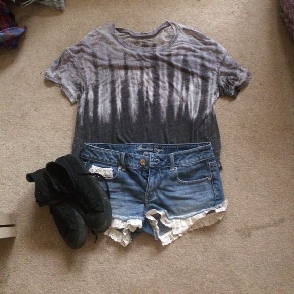 Cute grey and black ombré tee