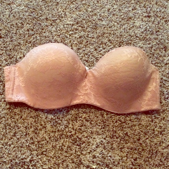 34B Victoria's Secret nude strapless bra