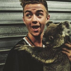 Meet your Posher, Sophia