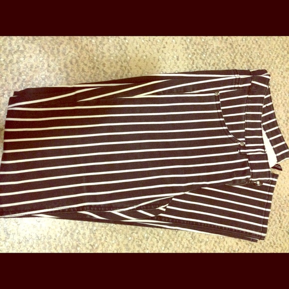 H and m divided black and white striped pants