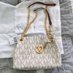 Michael kors jet set chain medium