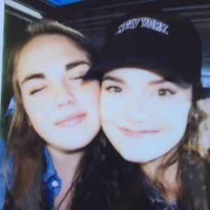 Meet your Posher, Gale