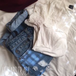 H&M Cream Embroidered Top!