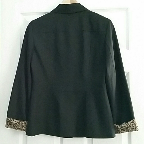 DONATED Ideology Black lined Blazer sz 4 - Picture 3 of 4