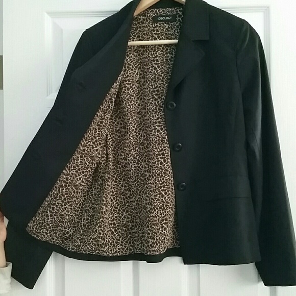 DONATED Ideology Black lined Blazer sz 4 - Picture 4 of 4