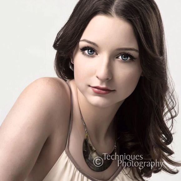 Meet your Posher, Jenna - Picture 1 of 1