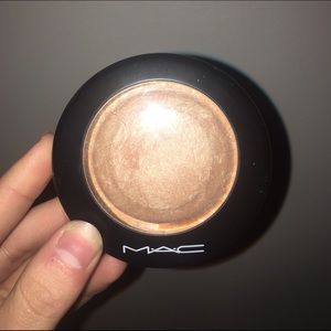 MAC Cosmetics Soft & Gentle Mineralize Skinfinish