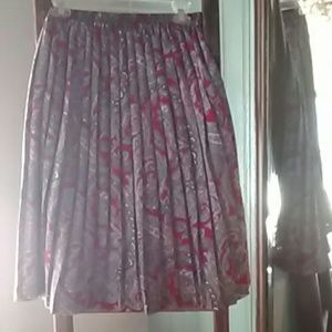 Alfred Dunner Paisley Pleated Skirt size 16