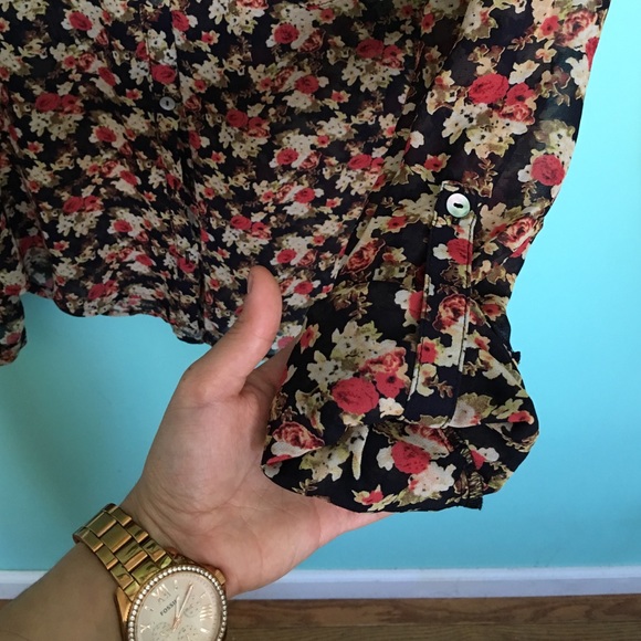 Floral collared blousy button down - Picture 2 of 2