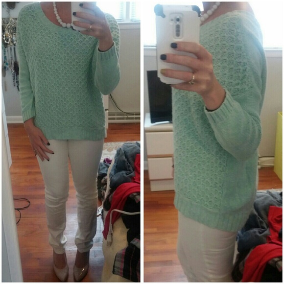 American Eagle Outfitters Sweaters - American eagle mint green sweater