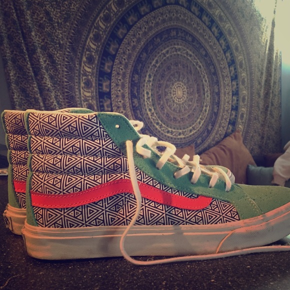 High top tribal print Vans