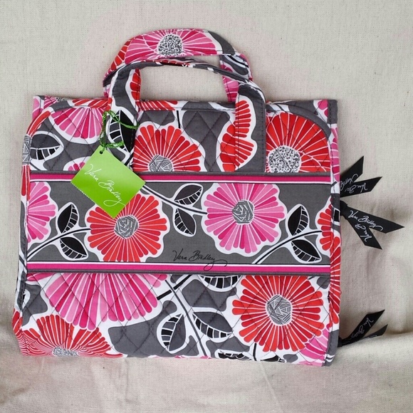 Vera Bradley Handbags - Vera Bradley - Cheery Blossoms Hanging Organizer