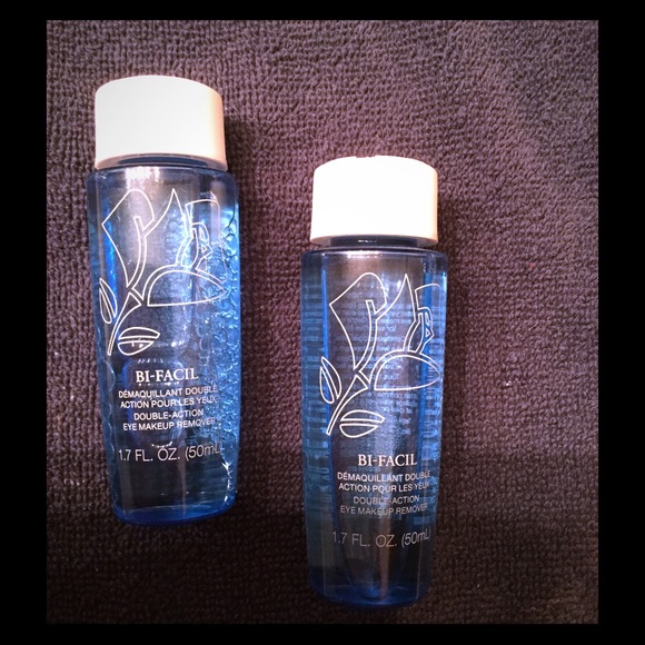 Estée Lauder bi-facil eye makeup remover