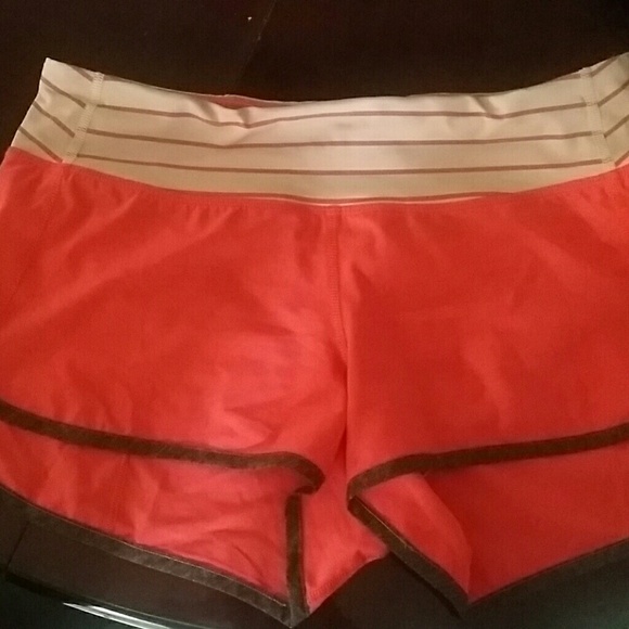 Lululemon speed shorts size 6