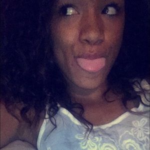 Meet your Posher, Krissy